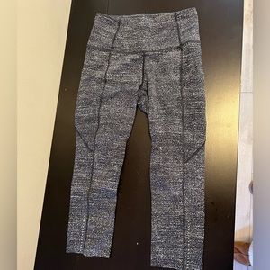 Lululemon Cropped Leggings